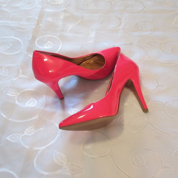BCBGeneration NEON PINK PATENT LEATHER STILETTO – NWT - Picture 8 of 10
